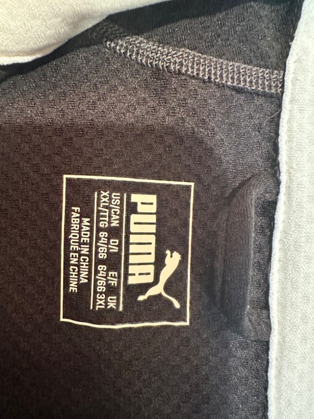 Puma Pull Over - Picture 2 of 2
